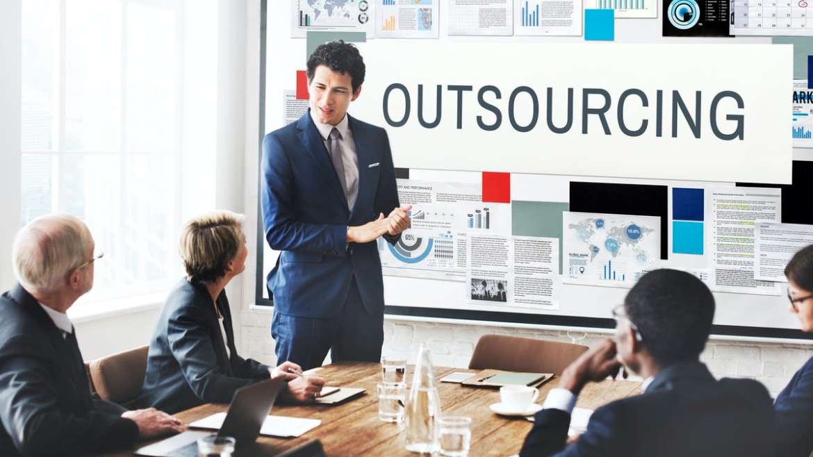 Pourquoi le Outsourced Press Office multilingue est-il idéal pour les entreprises innovantes en pleine croissance?